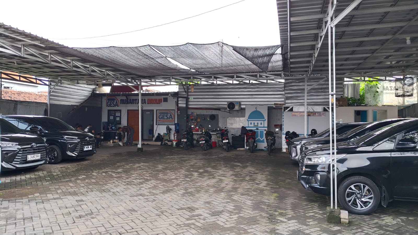 Sewa Mobil Innova Reborn & Zenix Type Q Surabaya – Rental Mobil Nyaman dengan Driver Profesional di Sidoarjo & Jawa Timur