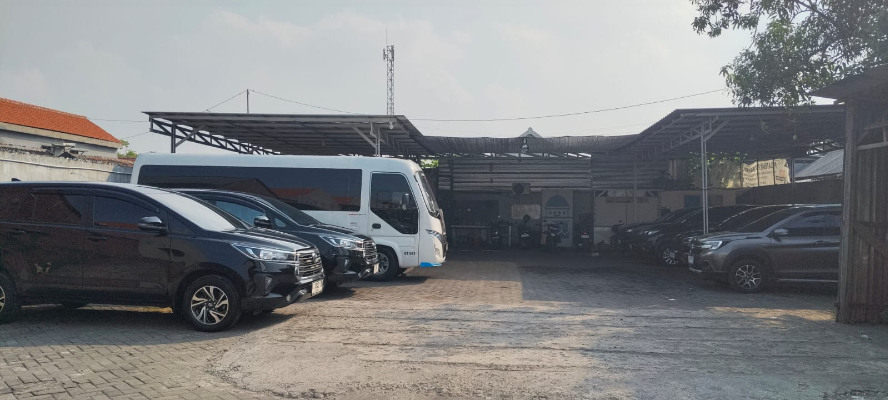 Sewa Mobil Surabaya & Sidoarjo dengan Sopir Profesional – Gesa Trans Jawa Timur